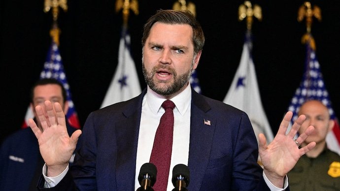 Vance Heads to New Talks With Iran, With Peace — and His Own Future — on the Line