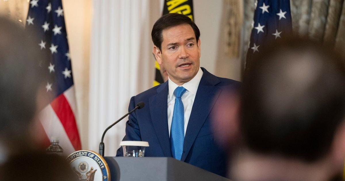 White House Insists Iran War Is Over, Even While Missiles Fly