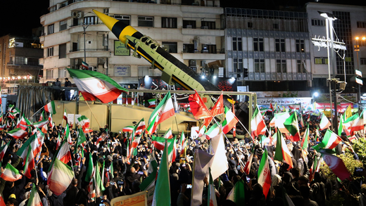 U.S. Strikes Paused as Iran Talks Resume; Strait of Hormuz Tensions Continue