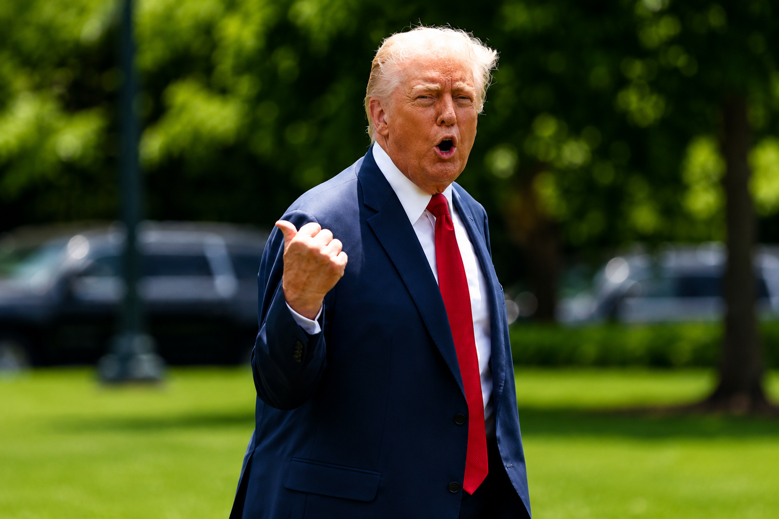 Trump Holds High-Stakes Cabinet Meeting on Iran War