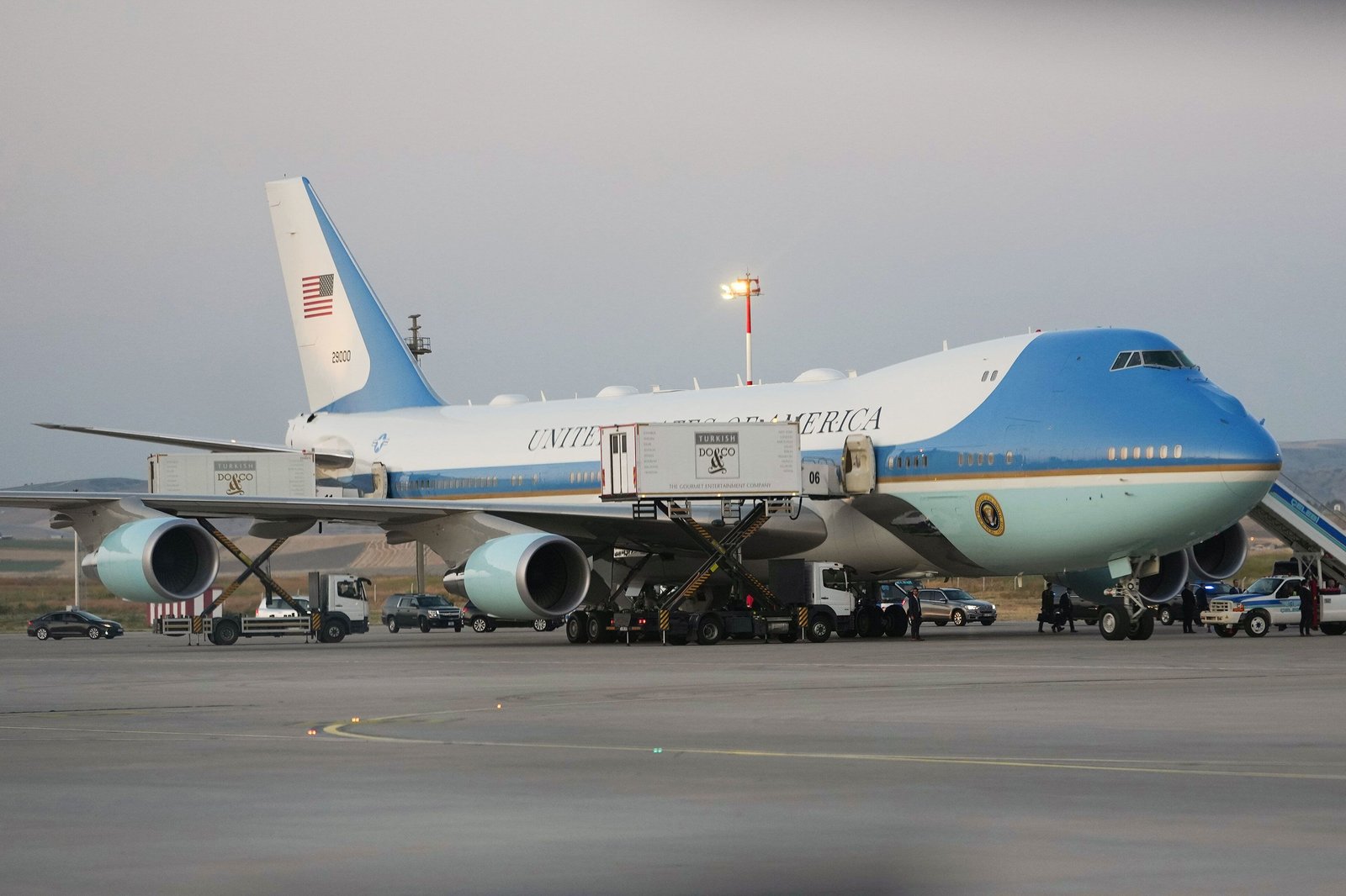 Rubio and Bessent Stayed on Decoy Flight from Turkey as Trump Secretly Switched Planes