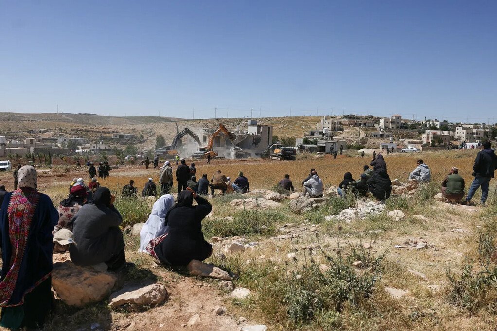 UK Accuses Israeli Settlers of Ethnic Cleansing in West Bank, Announces Sweeping Sanctions