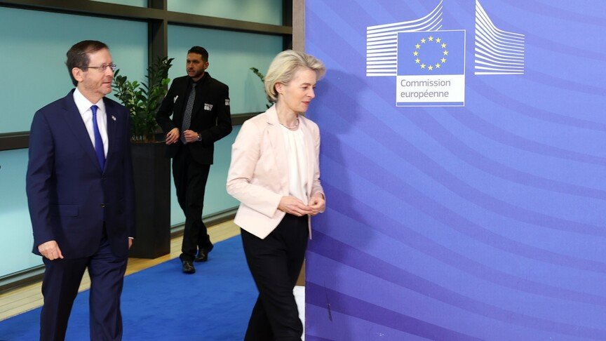 Europe Steps Up Pressure on Israel, Widening Rift With Washington