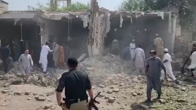 At Least 16 Killed, More Than 50 Injured in Pakistan Mosque Blast