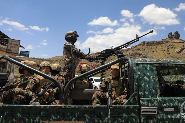 Houthis Push to Seize Yemen Highlands as Trump Reportedly Calls Off Strikes