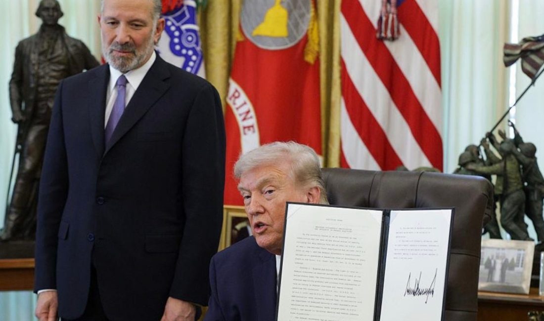 Trump’s Mail-In Voting Order Faces Legal Roadblocks Ahead of Midterm Elections