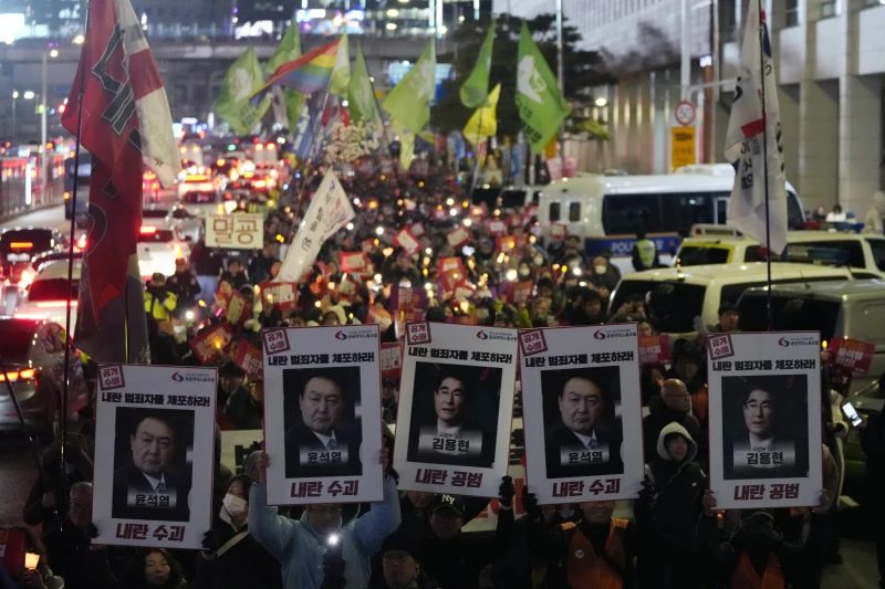 South Korea in Turmoil After Martial Law Declaration: Impeachment Vote Set for Saturday