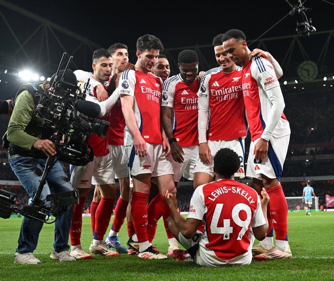 Arsenal's Dominant Victory, Thrashing Manchester City 5-1 with an Impressive Performance