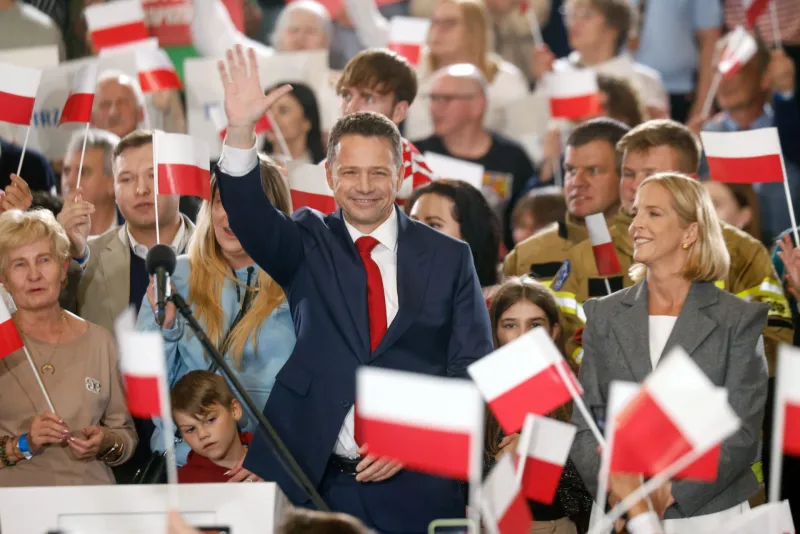 Tight Race in Polish Presidential Election: Conservative Eurosceptic Karol Nawrocki Wins by Just 1% Margin