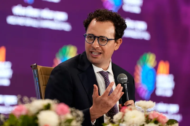 Anthropic CEO Calls for Slower Pace of AI Development