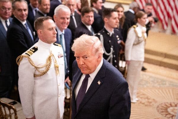 Trump Weighs New Military Strikes Against Iran as Talks Stall
