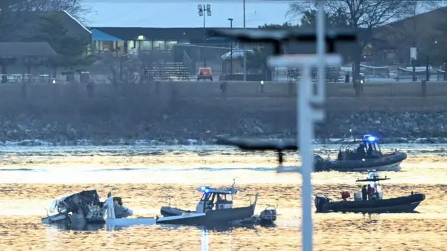 67 Passengers Dead as Plane and Helicopter Collide Over Washington DC; 28 Bodies Recovered