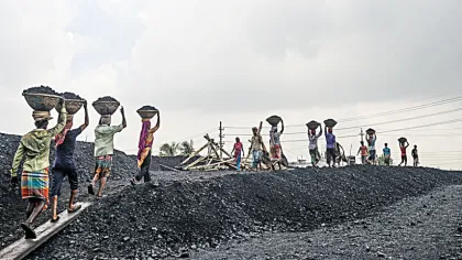 Energy Watch: Bangladesh’s Coal Turn a Bad Sign for LNG