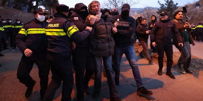 Political Tensions in Georgia, Protests Over EU Membership, Opposition Leaders Arrested