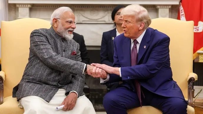 তার অনুভূতির পূর্ণ প্রতিদান দিলেন মোদি: ট্রাম্পের ‘বন্ধুত্ব’ মন্তব্যে প্রশান্তি ফিরল সম্পর্কে