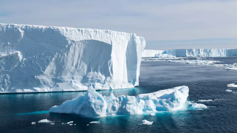 World's Largest Iceberg Is Moving, Risk of Breaking and Melting, Experts Concerned