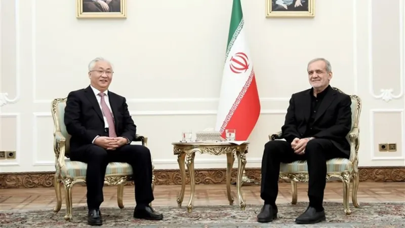 Iranian President Masoud Pezeshkian reaffirmed Iran’s commitment to bolstering cooperation with China and Russia
