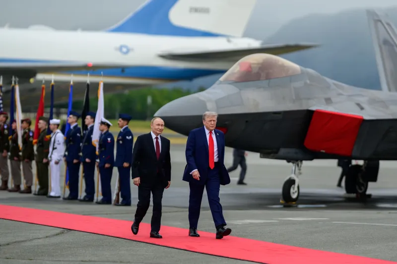 Trump and Putin Begin High-Stakes Talks on Russia-Ukraine War