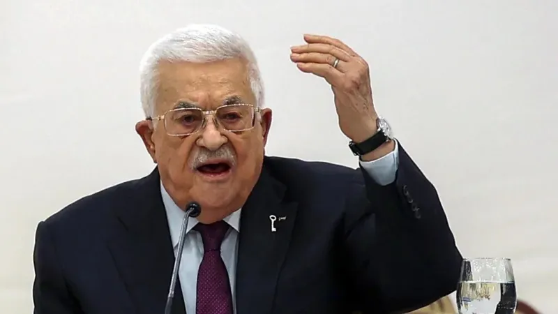 Mahmoud Abbas Calls Hamas “Sons of Dogs” – Wafa News Agency