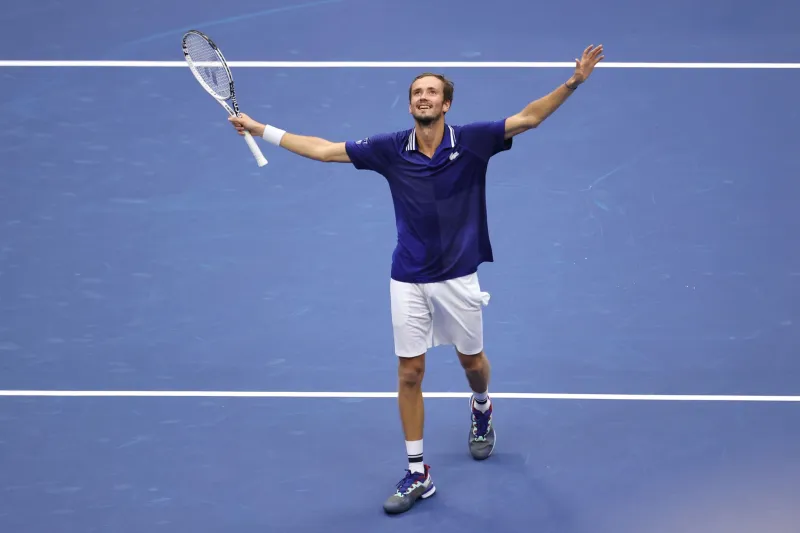Melbourne Park: Medvedev’s Collapse, Fritz’s Outstanding Performance for Big Win
