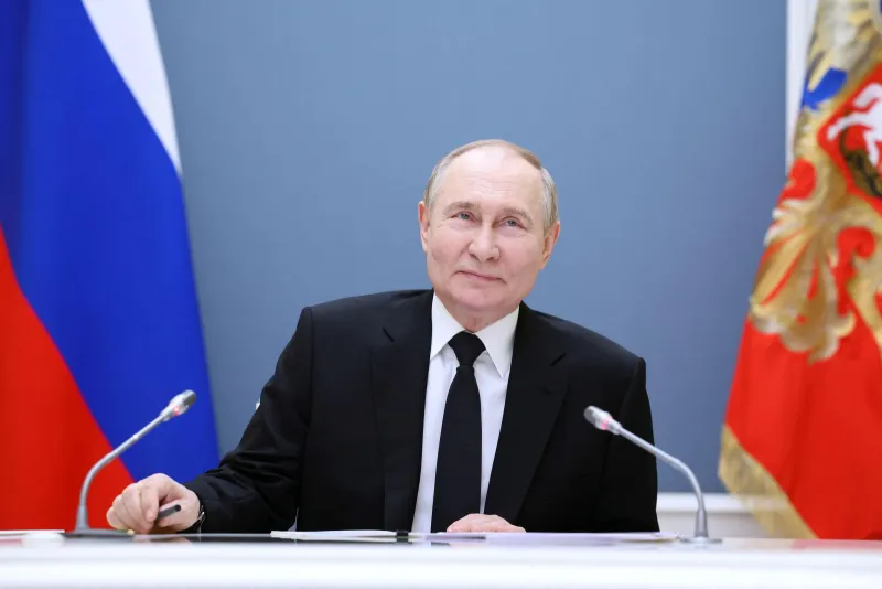 President Vladimir Putin has declared a unilateral ceasefire in the Ukraine conflict for Easter,