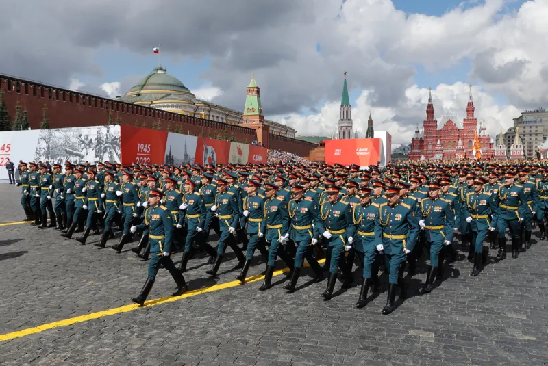 Over 100,000 Russian Soldiers Killed in Ukraine War – Nearly 200,000 New Troops Being Recruited |