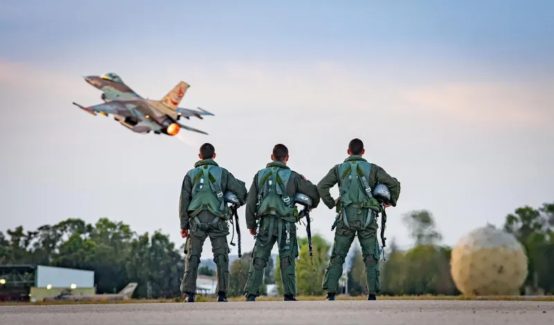 Over 100 Israeli Soldiers Call for End to Gaza War – Backed by 2,000 Teachers and Professors