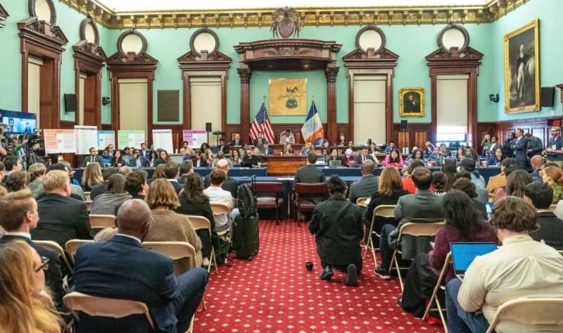 যুক্তরাষ্ট্রে কৃত্রিম বুদ্ধিমত্তা নিয়ে বড় উদ্বেগ, ধীরগতির দাবি জানাচ্ছেন এবার বেশিরভাগ মানুষ