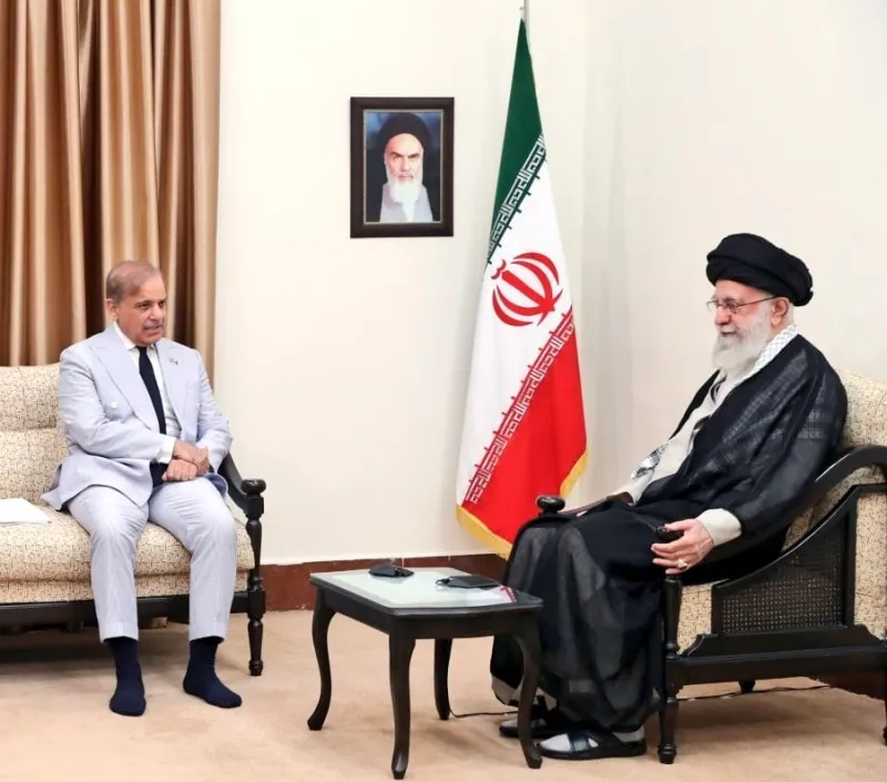 Pakistan Cuts Ties with Israel and Declares Full Support for Iran in Protest Against Nuclear Strikes – Defense Minister