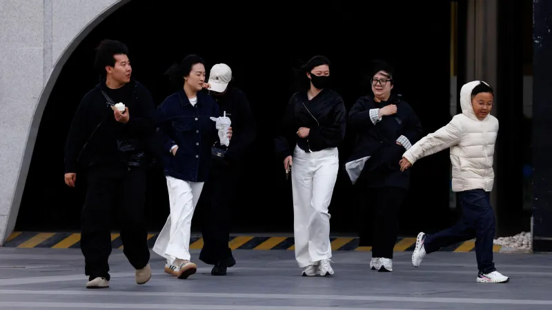 Strongest Storm in 50 Years Hits Beijing with 150 km/h Winds — 838 Flights Canceled at Two Major Airports