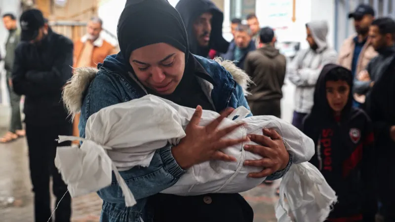 Israeli Attacks in Gaza Kill 270 Children in a Week; Death Toll Exceeds 17,900 in 15 Months