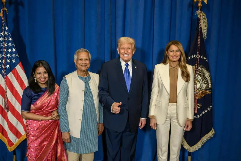 আওয়ামী সমর্থকদের শেষ ভরসাও ট্রাম্প পরিবারের সাথে প্রফেসর ইউনুসের ছবিতে বিনষ্ট হয়ে গেল