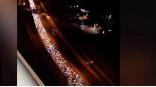 Israeli Aggression in Iran Sparks Mass Exodus from Tehran Amid Uncertainty