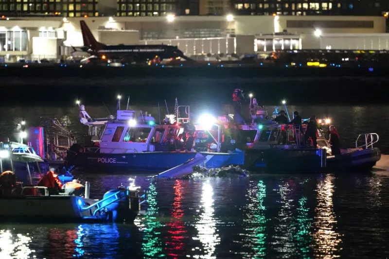 Tragic Plane-Helicopter Collision in Washington’s Sky, 18 Bodies Recovered from 64 Passengers