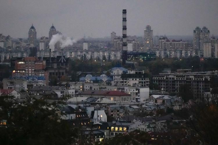 Major Russian Drone and Missile Attack Kills at Least 6 in Ukraine