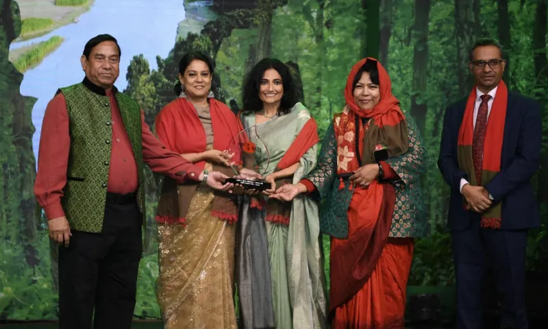 প্রকৃতি ও মানুষের জন্য কাজ করা প্রতিষ্ঠানই দেশের সবচেয়ে বেশি প্রয়োজন: পরিবেশ উপদেষ্টা