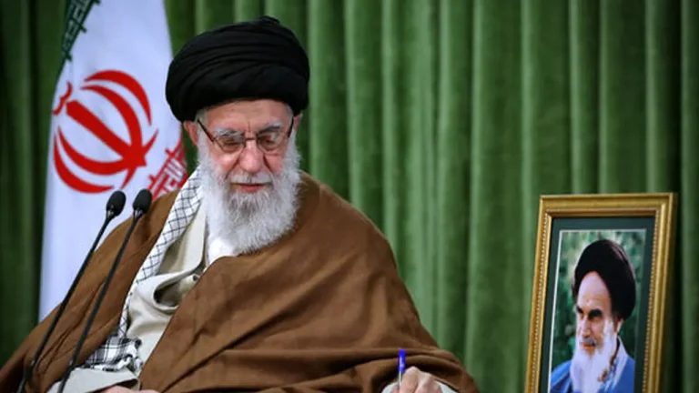 Iran’s religious leader Ayatollah Kashani has died