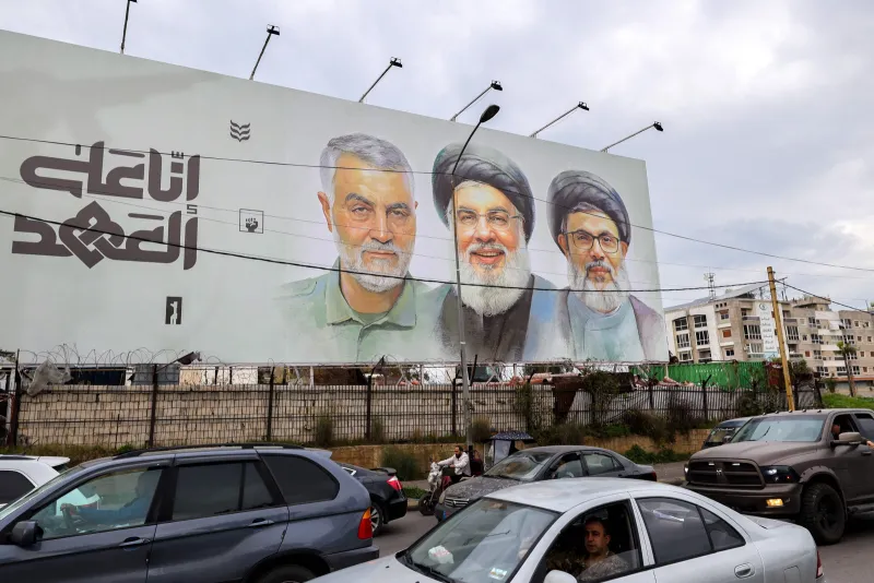 "Yemeni Minister Calls for the Arrest of Houthi Leaders Attending Nasrallah’s Funeral"