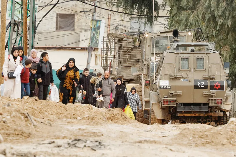 Thousands of Palestinians Flee Refugee Camps in West Bank Due to Israeli Offensive
