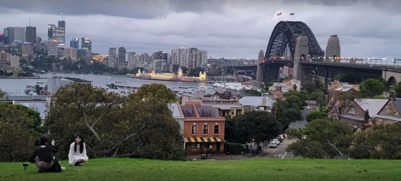 Australia's Economic Collapse, Once a Model for the World, Awaits Political Solutions