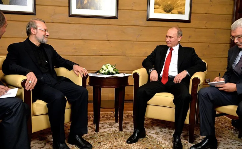 In Support of a Political Solution to Iran's Nuclear Issue – Dialogue Between Tehran Envoy Larijani and President Vladimir Putin