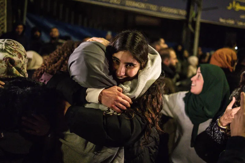 Israel-Hamas Prisoner Exchange Agreement: 369 Palestinians and 3 Israelis to Be Released