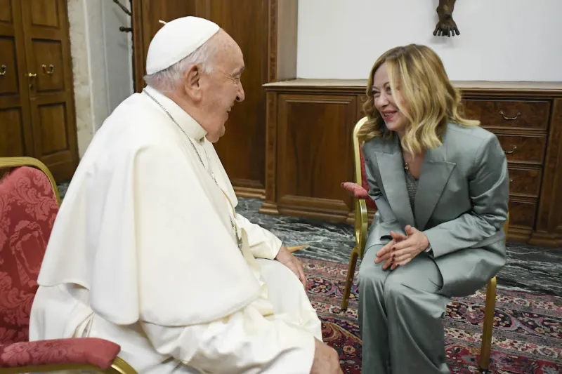 Italian Prime Minister Giorgia Meloni Visits Pope Francis in Hospital, Says He is Doing Well