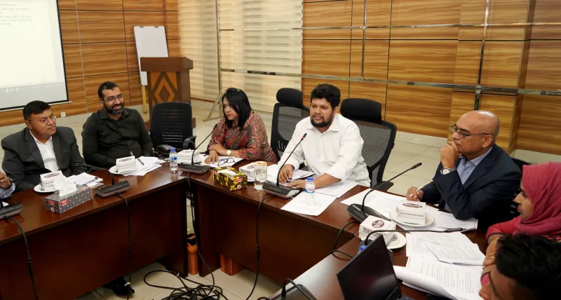 চলচ্চিত্র নির্মাণে সরকারি অনুদান নীতিমালায় সংশোধন আনা হবে : তথ্য ও সম্প্রচার উপদেষ্টা