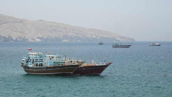 Oman Proposes Hormuz Transit Fee Plan After U.S.-Iran War