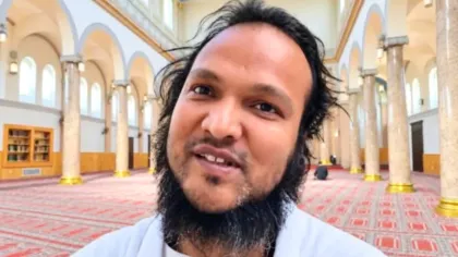 পুরোনো গির্জায় মসজিদ গড়ার উদ্যোগ বাংলাদেশি প্রবাসী মোহাম্মদ ওসমানের