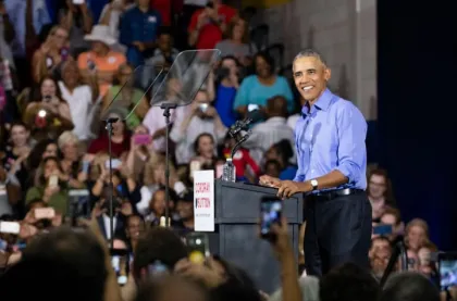 Obama Hits the Campaign Trail in Ohio and Michigan as Midterm Elections Approach