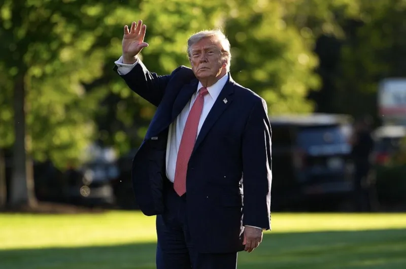 Trump’s Approval Edges Up to 32%, but Republicans Face Midterm Election Headwinds