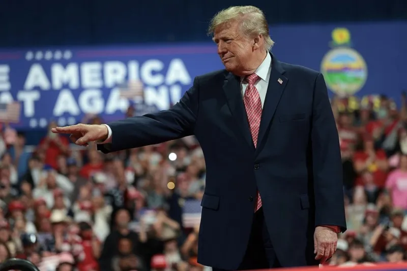 Trump Returns to Kansas as Republicans Fight to Defend Senate Majority Before Midterm Elections