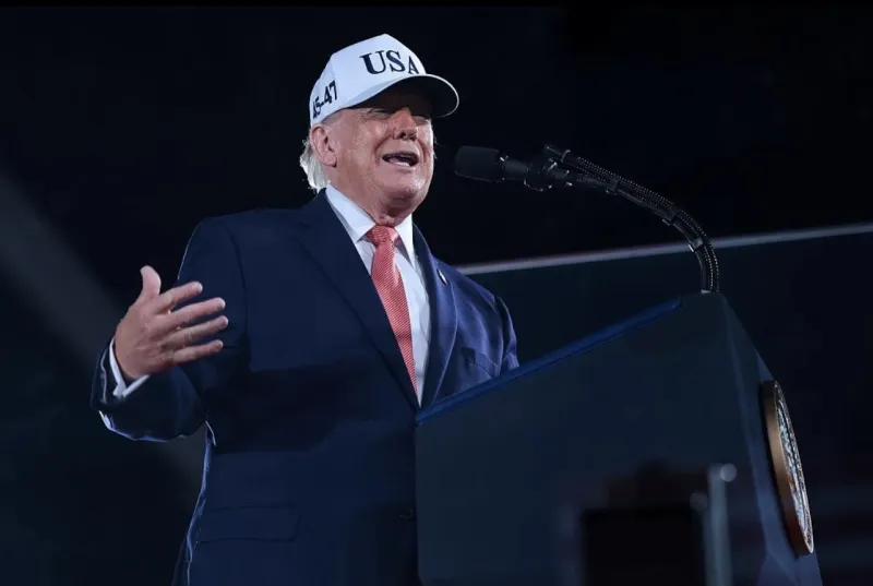 Trump Faces Midterm Pressure as 32% Approval Rating Raises Questions About Republican Prospects